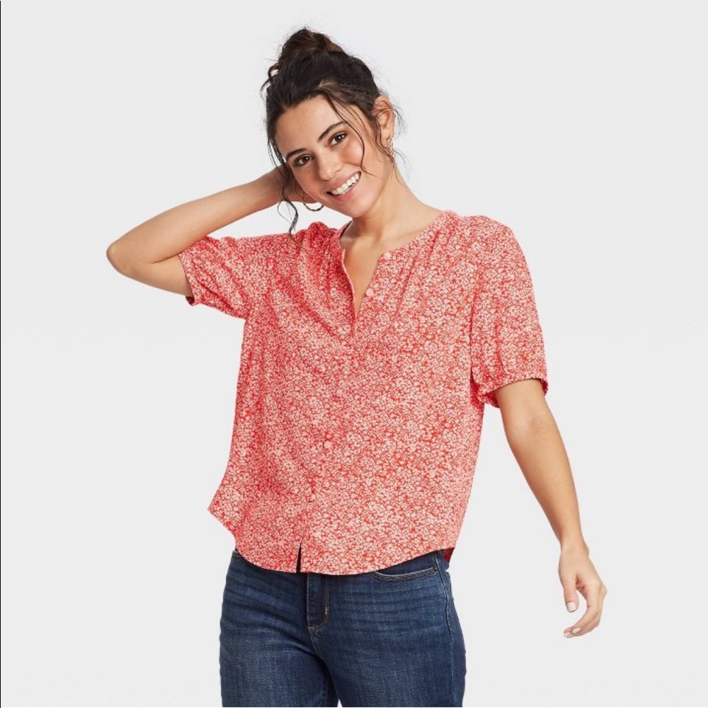 Universal Thread button up